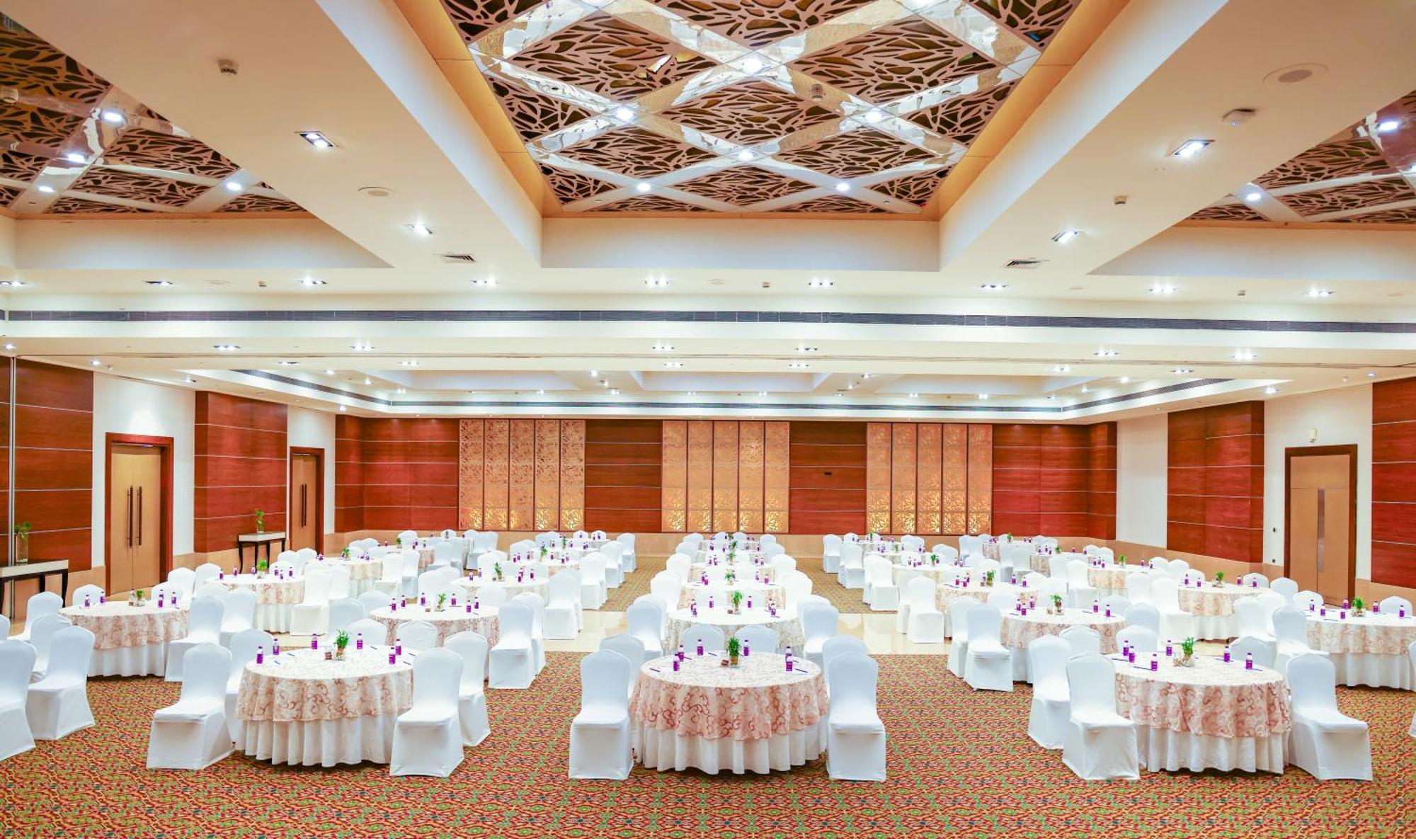 Balaji Sarovar Premiere Solapur Exterior photo